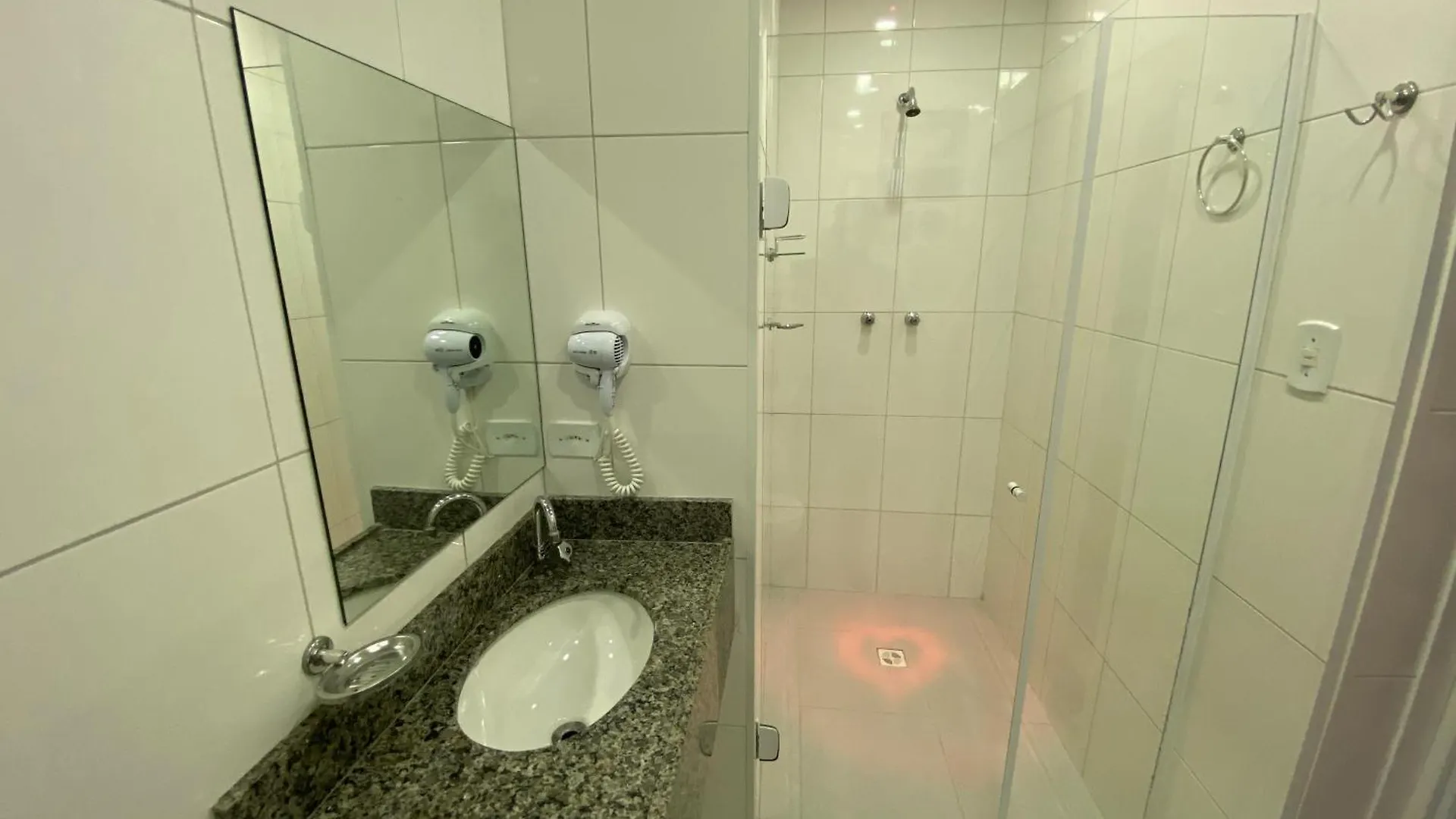 Unico Motel Faria Lima São Paulo 2*,